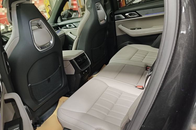 Used Lynk & Co 09 EM-P 2023 2.0TD EM-P Long-Range Version PM 7-Seater Left Rear Seat