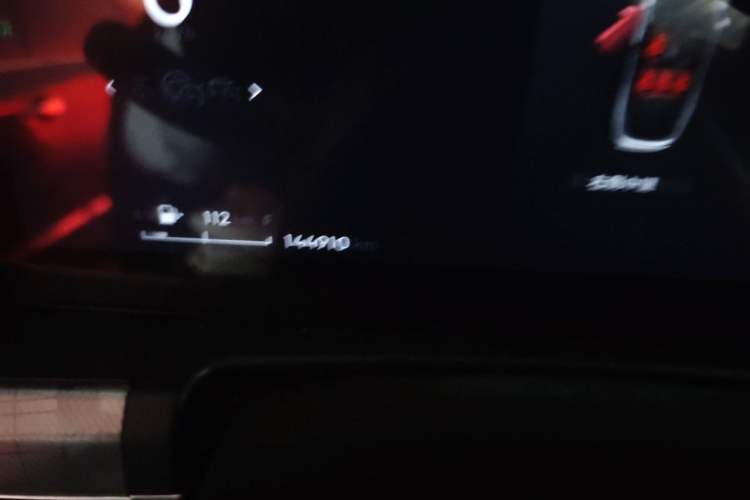 Used Lynk & Co 09 EM-P 2023 2.0TD EM-P Long-Range Version PM 7-Seater Odometer Close Up