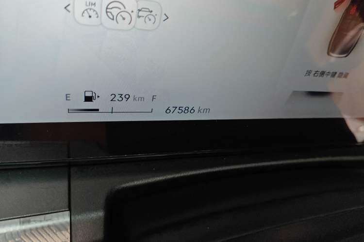Used Lynk & Co 09 EM-P 2023 2.0TD EM-P Long-Range Version PM Six-Seater Odometer Close Up