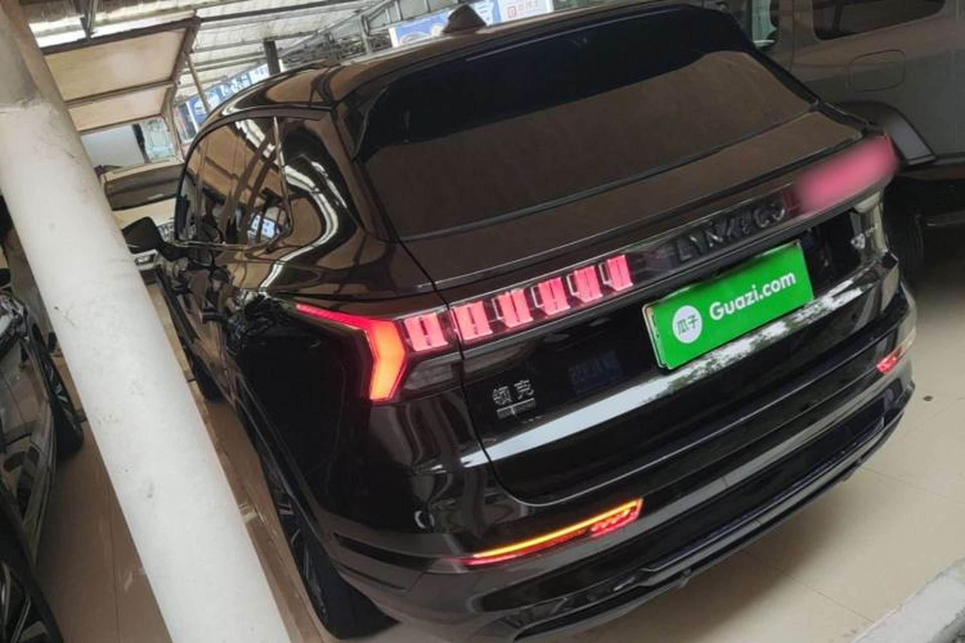 Used Lynk & Co 09 EM-P 2023 2.0TD EM-P Long-Range Version PM 7-Seater Rear Left 45 Deg