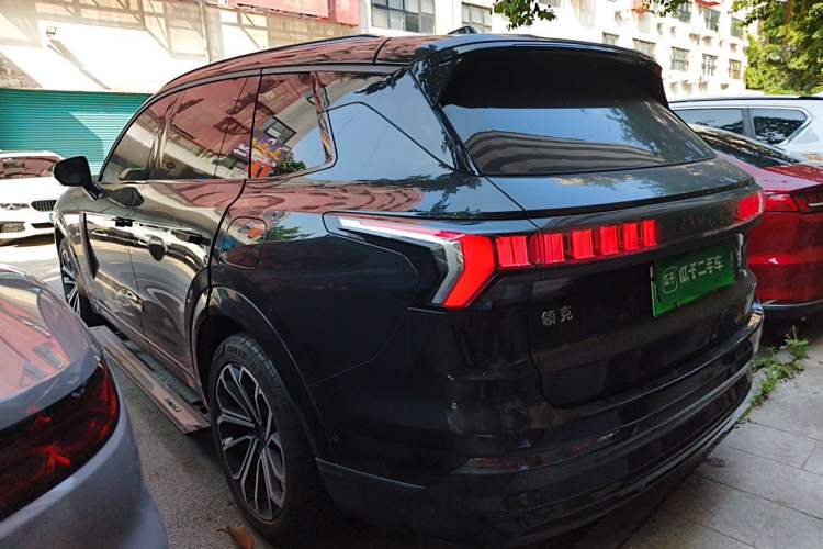 Used Lynk & Co 09 EM-P 2023 2.0TD EM-P Long-Range Version PM 7-Seater Rear Left 45 Deg