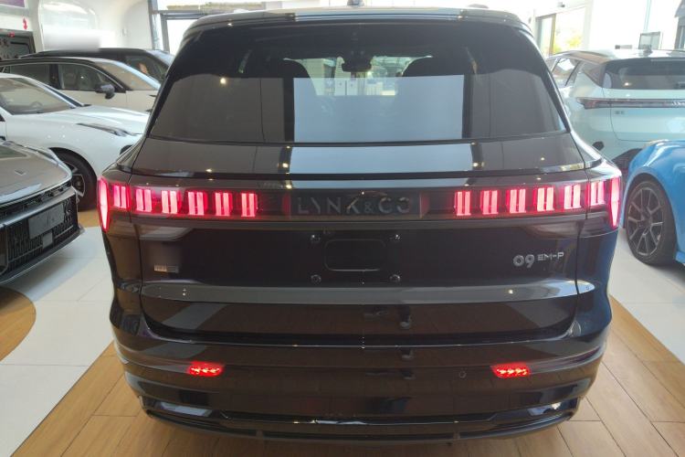 Used Lynk & Co 09 EM-P 2023 2.0TD EM-P Long-Range Version PM 7-Seater Rear