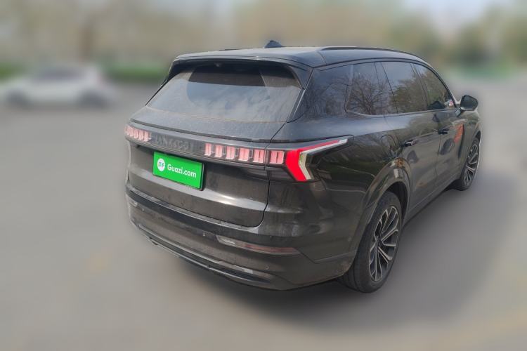 Used Lynk & Co 09 EM-P 2023 2.0TD EM-P Long-Range Version PM 7-Seater Rear Right 45 Deg