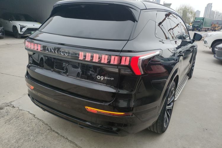 Used Lynk & Co 09 EM-P 2023 2.0TD EM-P Long-Range Version PM Six-Seater Rear Right 45 Deg