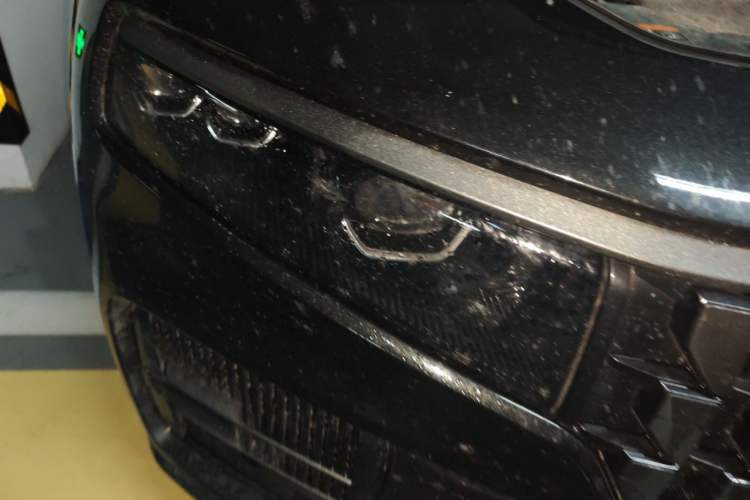 Used Lynk & Co 09 EM-P 2023 2.0TD EM-P Long-Range Version PM 7-Seater Right Front Headlight