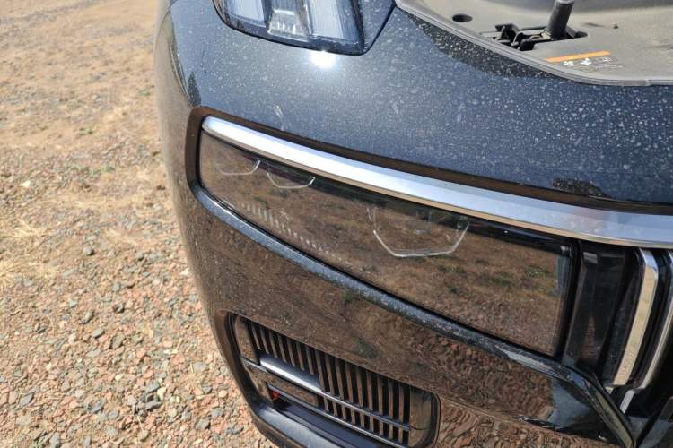 Used Lynk & Co 09 EM-P 2023 2.0TD EM-P Four-Wheel Drive Asian Games Executive Edition Five Seats Right Front Headlight