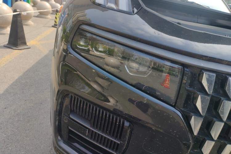 Used Lynk & Co 09 EM-P 2023 2.0TD EM-P Long-Range Version PM 7-Seater Right Front Headlight