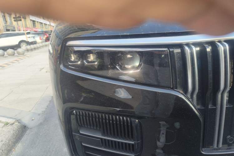 Used Lynk & Co 09 EM-P 2023 2.0TD EM-P Four-Wheel Drive Asian Games Executive Edition Five Seats Right Front Headlight