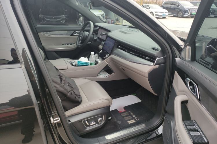 Used Lynk & Co 09 EM-P 2023 2.0TD EM-P Long-Range Version PM Six-Seater Right Front Seat