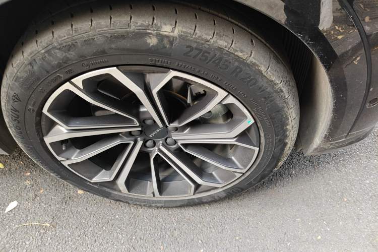 Used Lynk & Co 09 EM-P 2023 2.0TD EM-P Long-Range Version PM Six-Seater Right Front Wheel Hub