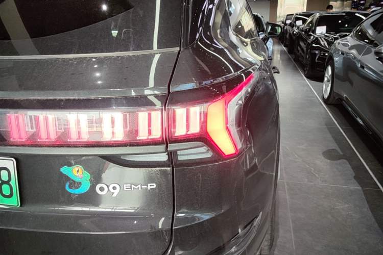 Used Lynk & Co 09 EM-P 2023 2.0TD EM-P Long-Range Version PM Six-Seater Right Rear Taillight