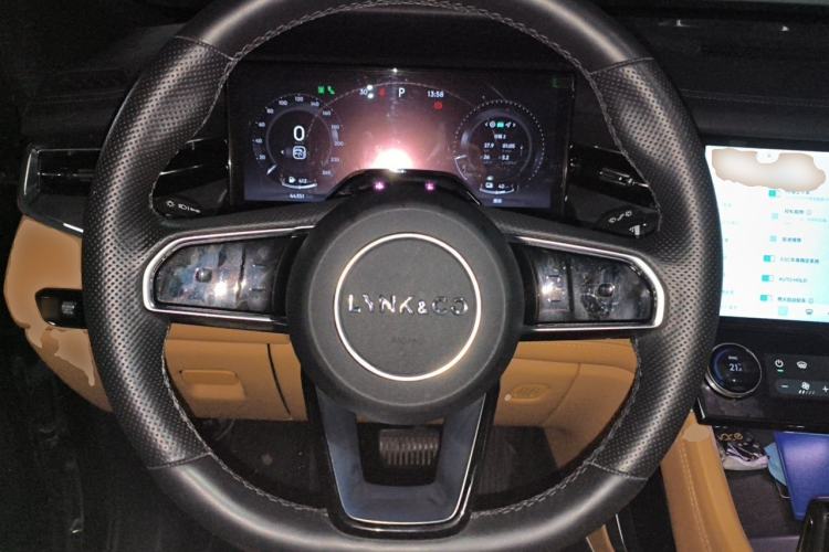 Used Lynk & Co 09 EM-P 2023 2.0TD EM-P Four-Wheel Drive Asian Games Executive Edition Five Seats Steering Wheel