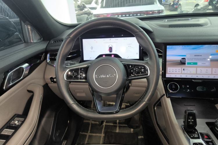 Used Lynk & Co 09 EM-P 2023 2.0TD EM-P Long-Range Version PM Six-Seater Steering Wheel
