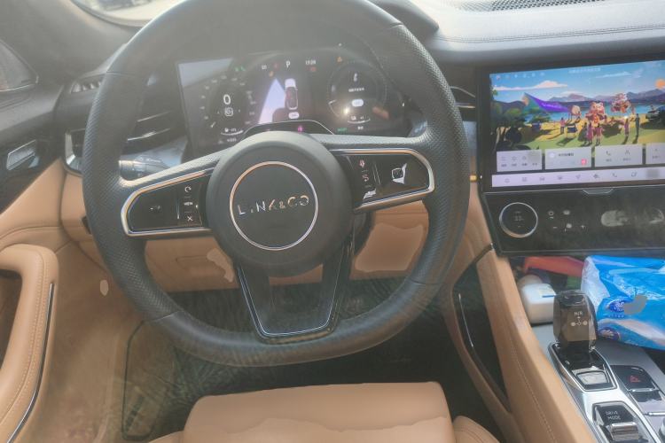 Used Lynk & Co 09 EM-P 2023 2.0TD EM-P Four-Wheel Drive Asian Games Executive Edition Five Seats Steering Wheel