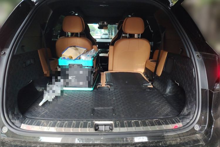 Used Lynk & Co 09 EM-P 2023 2.0TD EM-P Long-Range Version PM Six-Seater Trunk