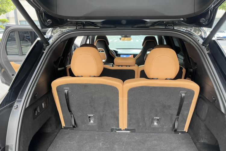 Used Lynk & Co 09 EM-P 2023 2.0TD EM-P Long-Range Version PM 7-Seater Trunk