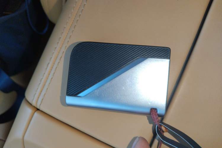 Used Lynk & Co 09 EM-P 2023 2.0TD EM-P Long-Range Version PM 7-Seater Vehicle Key