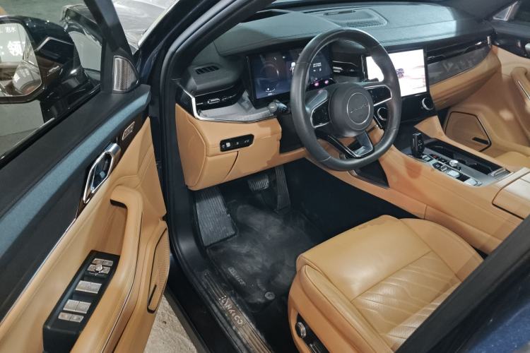 Used Lynk & Co 09 EM-P 2023 2.0TD EM-P Four-Wheel Drive Asian Games Executive Edition Five Seats Interior 3