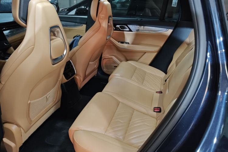 Used Lynk & Co 09 EM-P 2023 2.0TD EM-P Four-Wheel Drive Asian Games Executive Edition Five Seats Interior 4