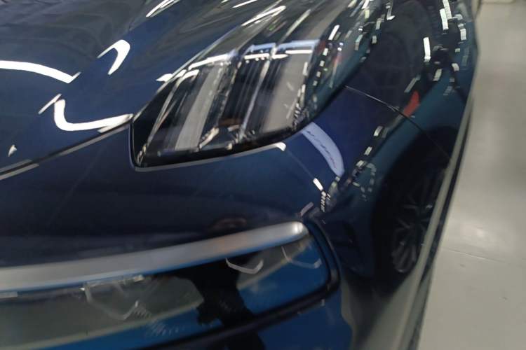 Used Lynk & Co 09 EM-P 2023 2.0TD EM-P Four-Wheel Drive Asian Games Executive Edition Five Seats Left Front Headlight