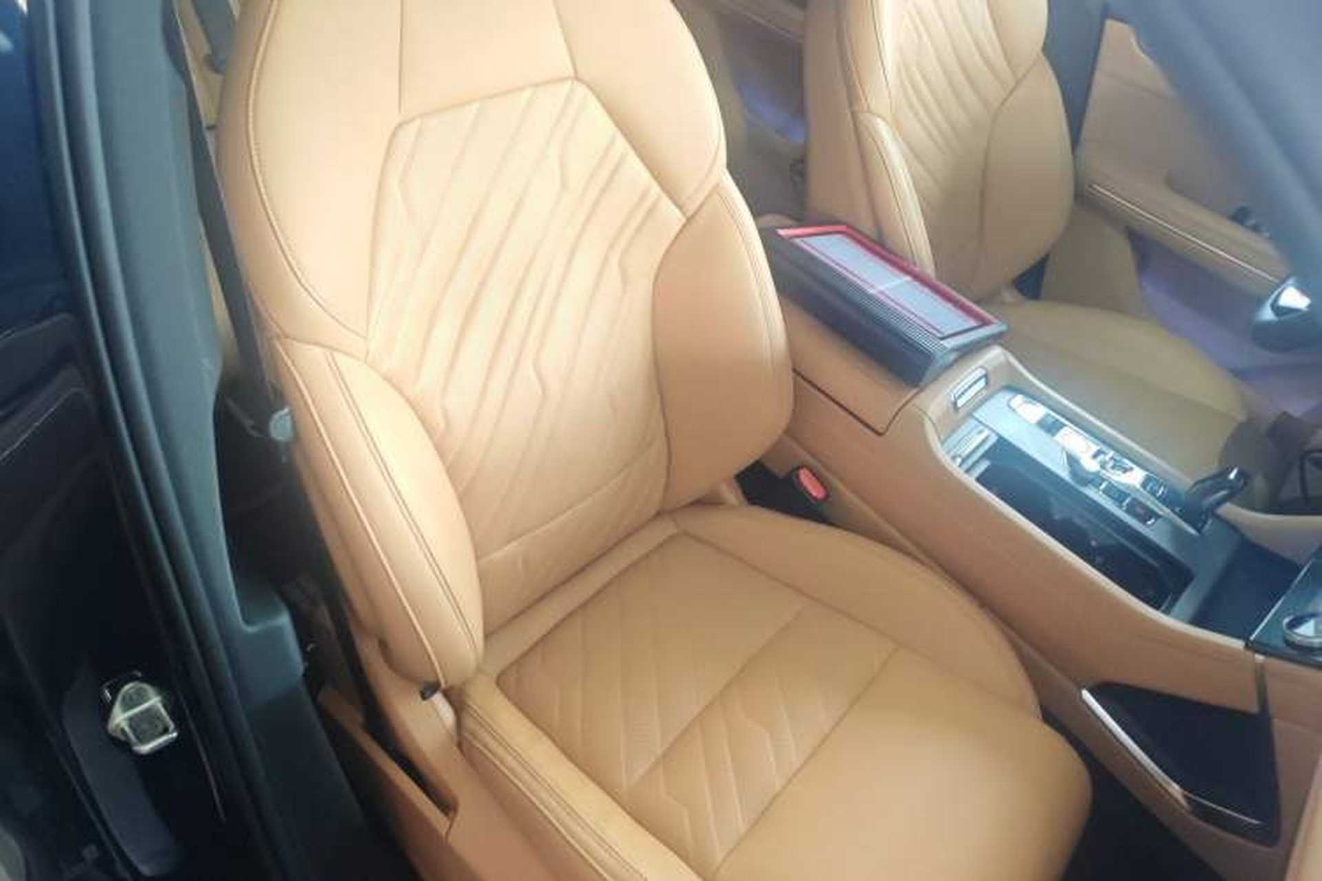 Used Lynk & Co 09 EM-P 2023 2.0TD EM-P Four-Wheel Drive Asian Games Executive Edition Five Seats Right Front Seat