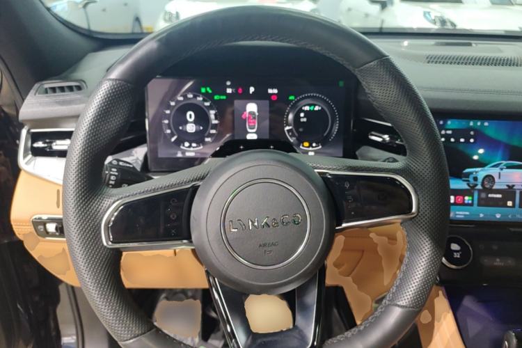 Used Lynk & Co 09 EM-P 2023 2.0TD EM-P Four-Wheel Drive Asian Games Executive Edition Five Seats Steering Wheel