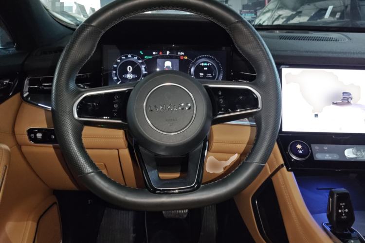 Used Lynk & Co 09 EM-P 2023 2.0TD EM-P Four-Wheel Drive Asian Games Executive Edition Five Seats Steering Wheel