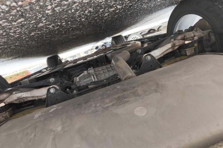 Used Lynk & Co 09 EM-P 2023 2.0TD EM-P Long-Range Version PM Six-Seater Chassis Rear