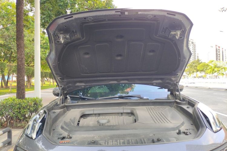 Used Lynk & Co 09 EM-P 2023 2.0TD EM-P Long-Range Version PM Six-Seater Engine Bay