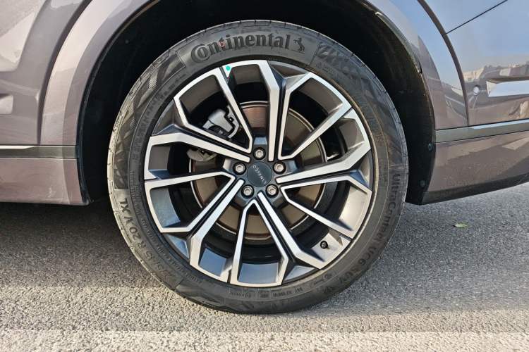 Used Lynk & Co 09 EM-P 2023 2.0TD EM-P Long-Range Version PM Six-Seater Exterior 7