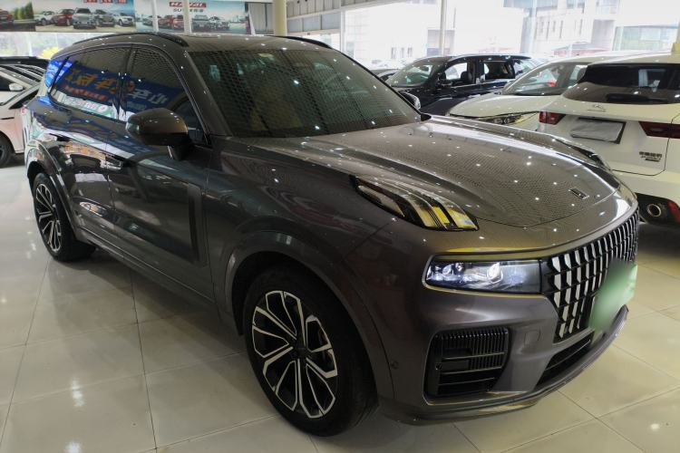 Used Lynk & Co 09 EM-P 2023 2.0TD EM-P Long-Range Version PM 7-Seater Front Right 45 Deg