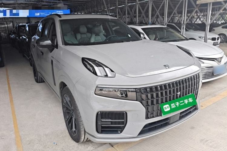 Used Lynk & Co 09 EM-P 2023 2.0TD EM-P Long-Range Version PM 7-Seater Front Right 45 Deg