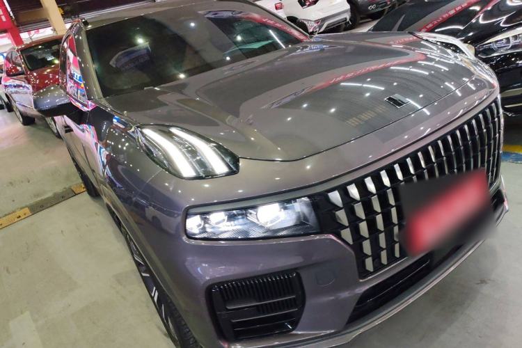 Used Lynk & Co 09 EM-P 2023 2.0TD EM-P Long-Range Version PM 7-Seater Front Right 45 Deg