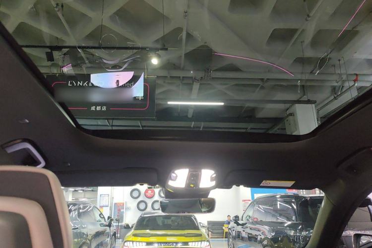 Used Lynk & Co 09 EM-P 2023 2.0TD EM-P Long-Range Version PM 7-Seater Headliner