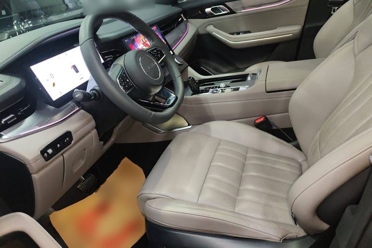 Used Lynk & Co 09 EM-P 2023 2.0TD EM-P Long-Range Version PM 7-Seater Left Front Seat