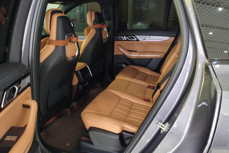 Used Lynk & Co 09 EM-P 2023 2.0TD EM-P Long-Range Version PM 7-Seater Left Rear Seat