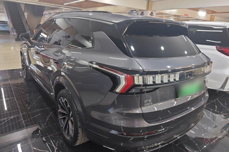 Used Lynk & Co 09 EM-P 2023 2.0TD EM-P Long-Range Version PM 7-Seater Rear Left 45 Deg