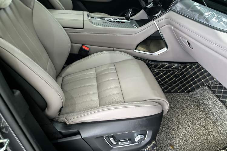 Used Lynk & Co 09 EM-P 2023 2.0TD EM-P Long-Range Version PM Six-Seater Right Front Seat