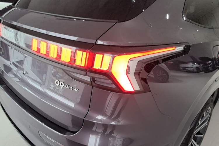 Used Lynk & Co 09 EM-P 2023 2.0TD EM-P Long-Range Version PM Six-Seater Right Rear Taillight