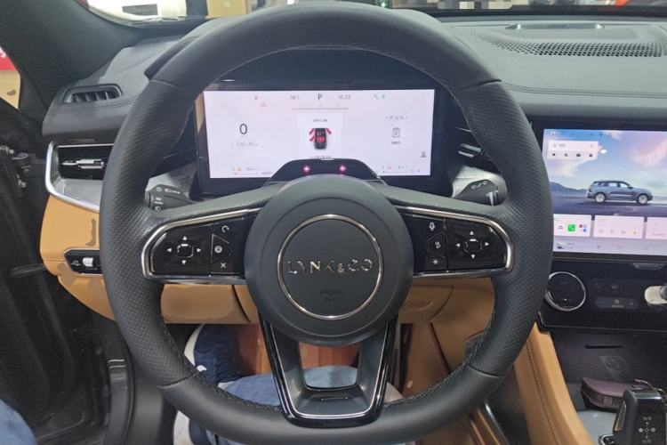 Used Lynk & Co 09 EM-P 2023 2.0TD EM-P Long-Range Version PM 7-Seater Steering Wheel