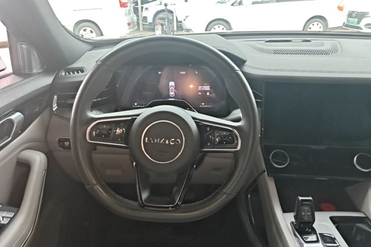Used Lynk & Co 09 EM-P 2023 2.0TD EM-P Long-Range Version PM 7-Seater Steering Wheel