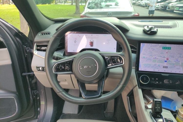 Used Lynk & Co 09 EM-P 2023 2.0TD EM-P Long-Range Version PM Six-Seater Steering Wheel