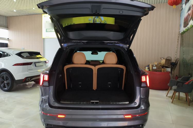 Used Lynk & Co 09 EM-P 2023 2.0TD EM-P Long-Range Version PM 7-Seater Trunk