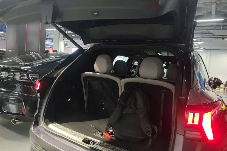 Used Lynk & Co 09 EM-P 2023 2.0TD EM-P Long-Range Version PM 7-Seater Trunk