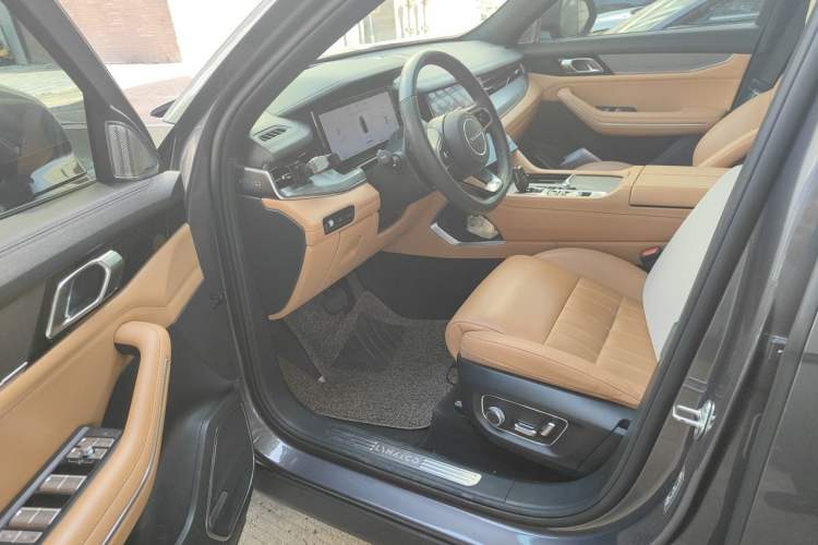 Used Lynk & Co 09 EM-P 2023 2.0TD EM-P Long-Range Version PM 7-Seater Driver Seat
