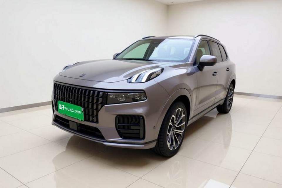 Lynk & Co 09 EM-P 2023
