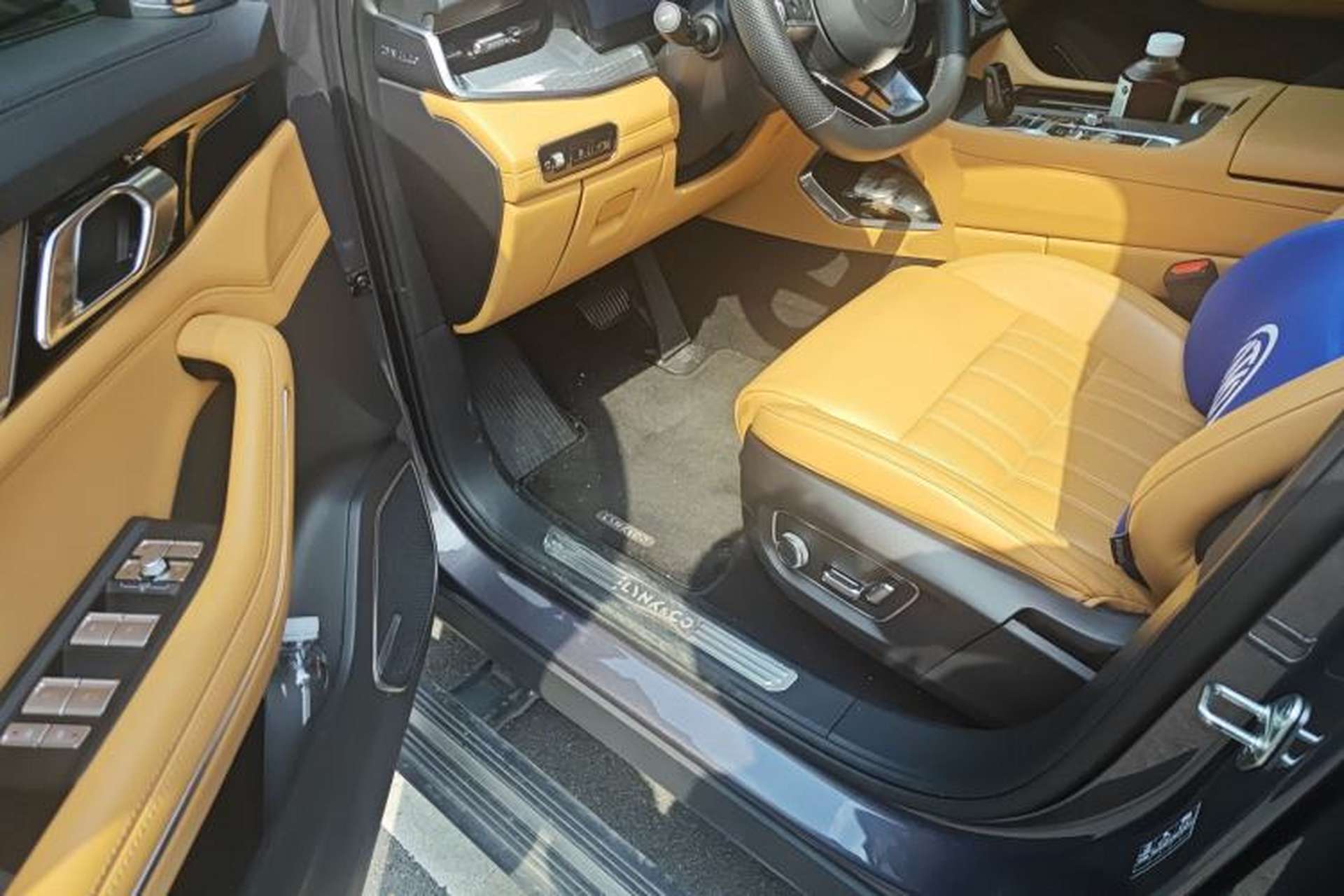 Used Lynk & Co 09 EM-P 2023 2.0TD EM-P Long-Range Version PM Six-Seater Driver Seat