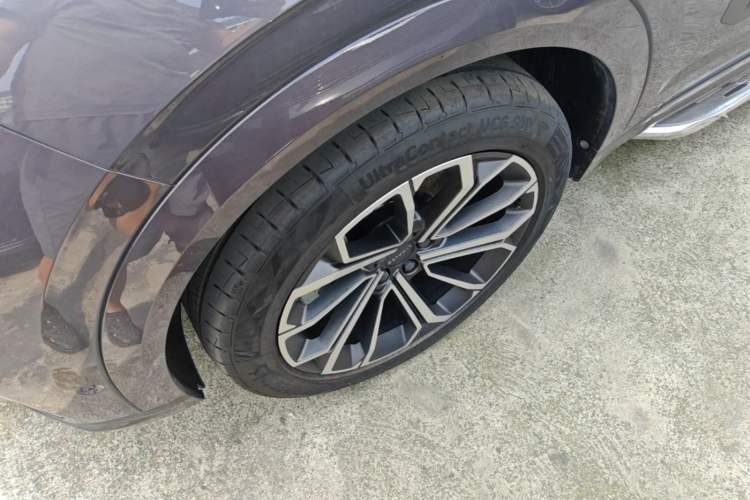 Used Lynk & Co 09 EM-P 2023 2.0TD EM-P Long-Range Version PM 7-Seater Exterior 4