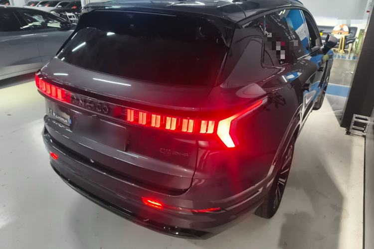 Used Lynk & Co 09 EM-P 2023 2.0TD EM-P Long-Range Version PM Six-Seater Exterior 5