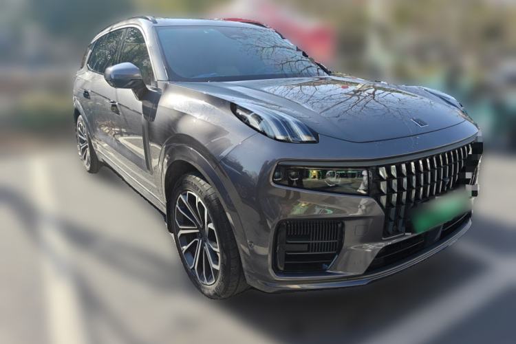 Used Lynk & Co 09 EM-P 2023 2.0TD EM-P Long-Range Version PM 7-Seater Front Right 45 Deg
